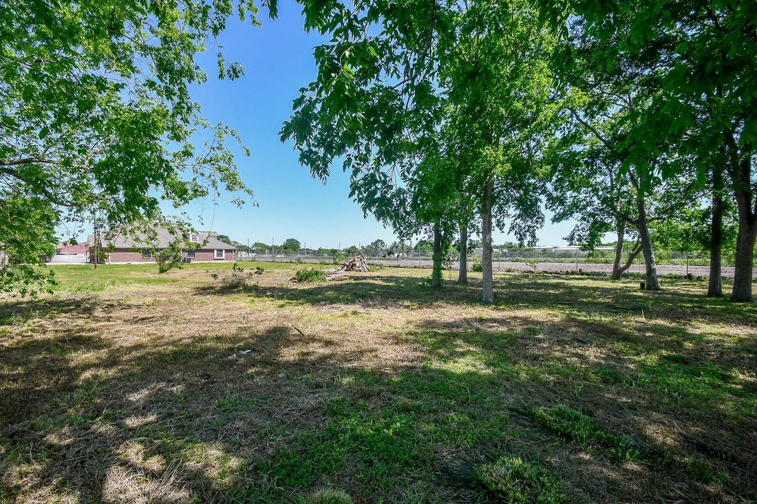 House in Houston, Texas, United States 4 - 17490962