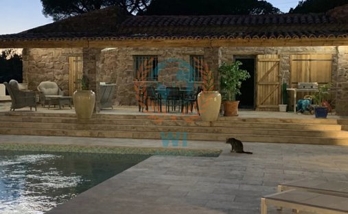 House in Ecarts, Roquebrune-sur-Argens, France 1
