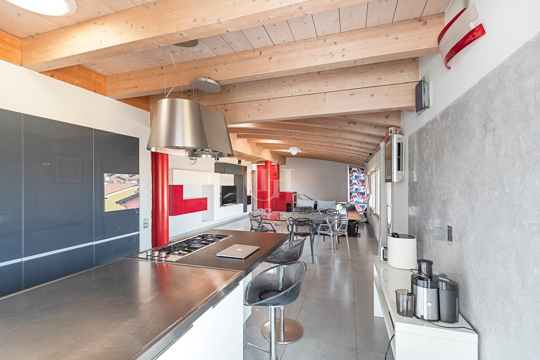 Penthouse in Desenzano Centro, Desenzano del Garda, Lombardy 5 - 17491056