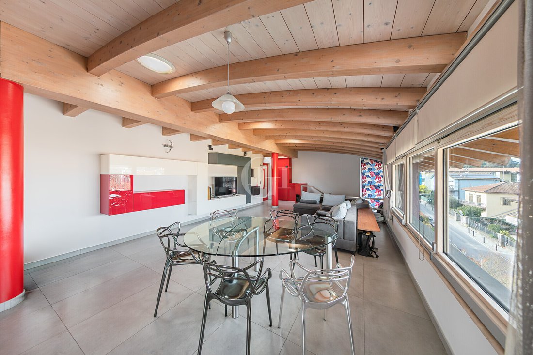Penthouse in Desenzano Centro, Desenzano del Garda, Lombardy 1 - 17491056