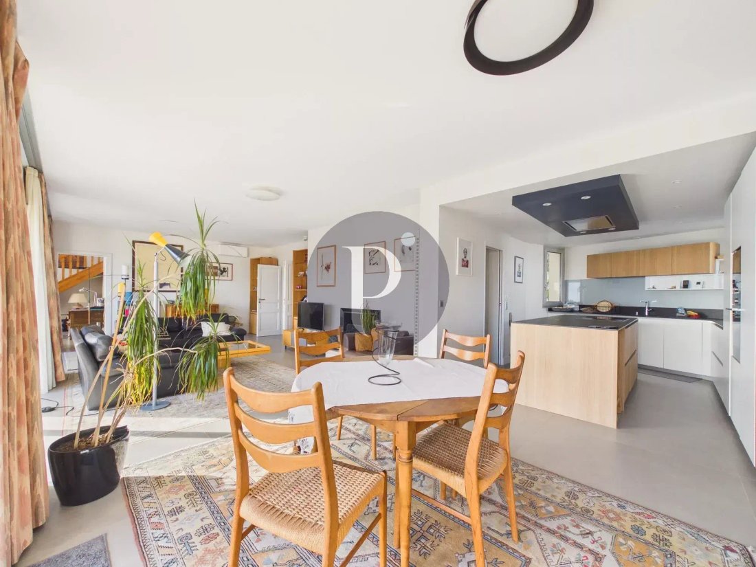 House in Anatole France, Le Plessis-Robinson, France 3 - 17490907