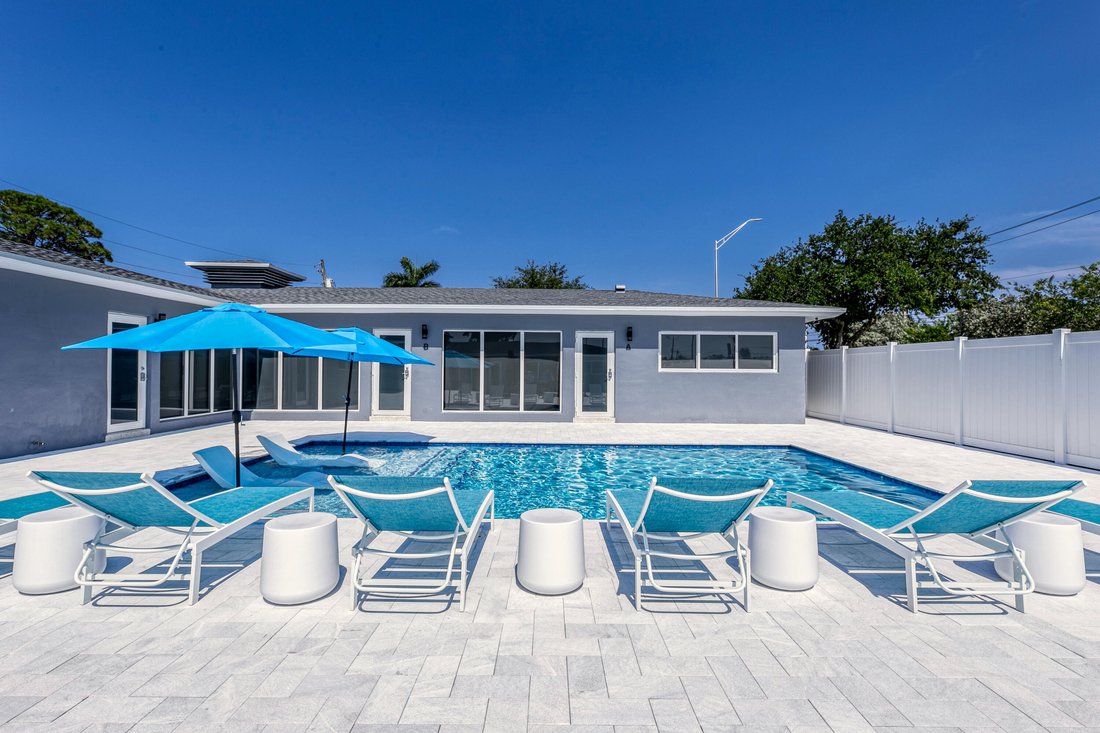 Wilton Manors, Florida, United States 5 - 17490151