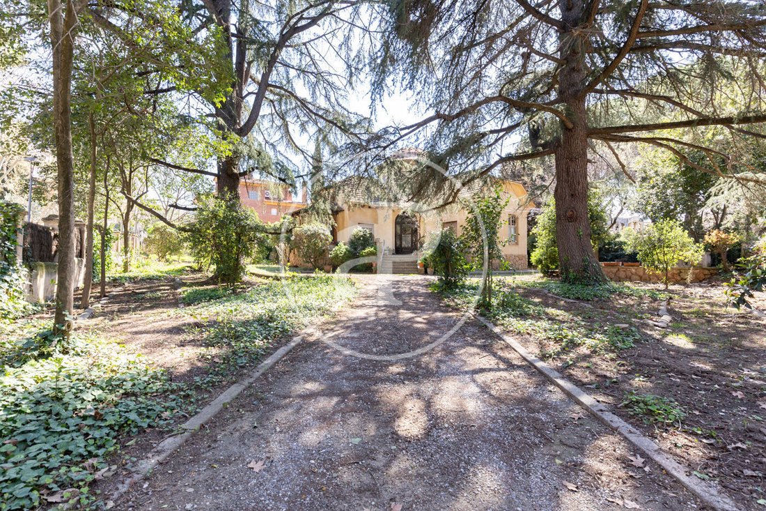Villa in Sant Cugat del Valles, Catalonia, Spain 2 - 16738089