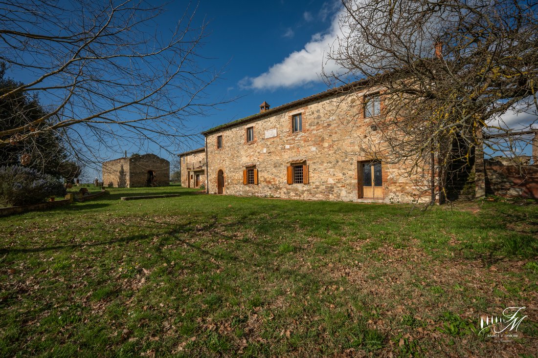 Country House in Asciano, Tuscany, Italy 5 - 17458963