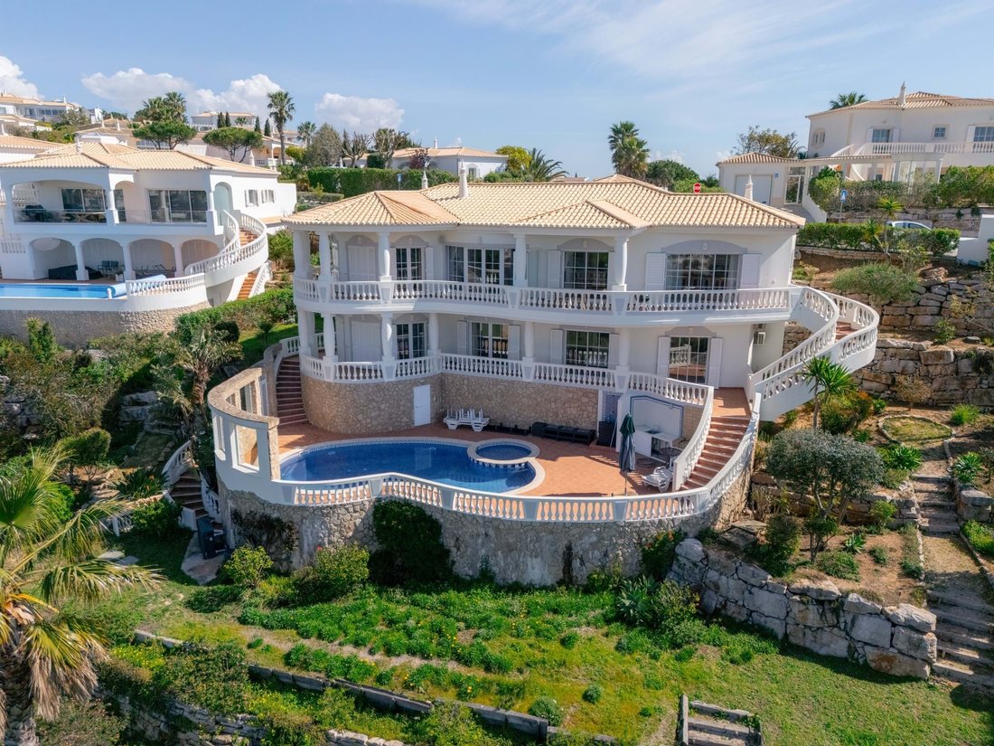 Villa in Budens, Algarve, Portugal 1 - 17491200