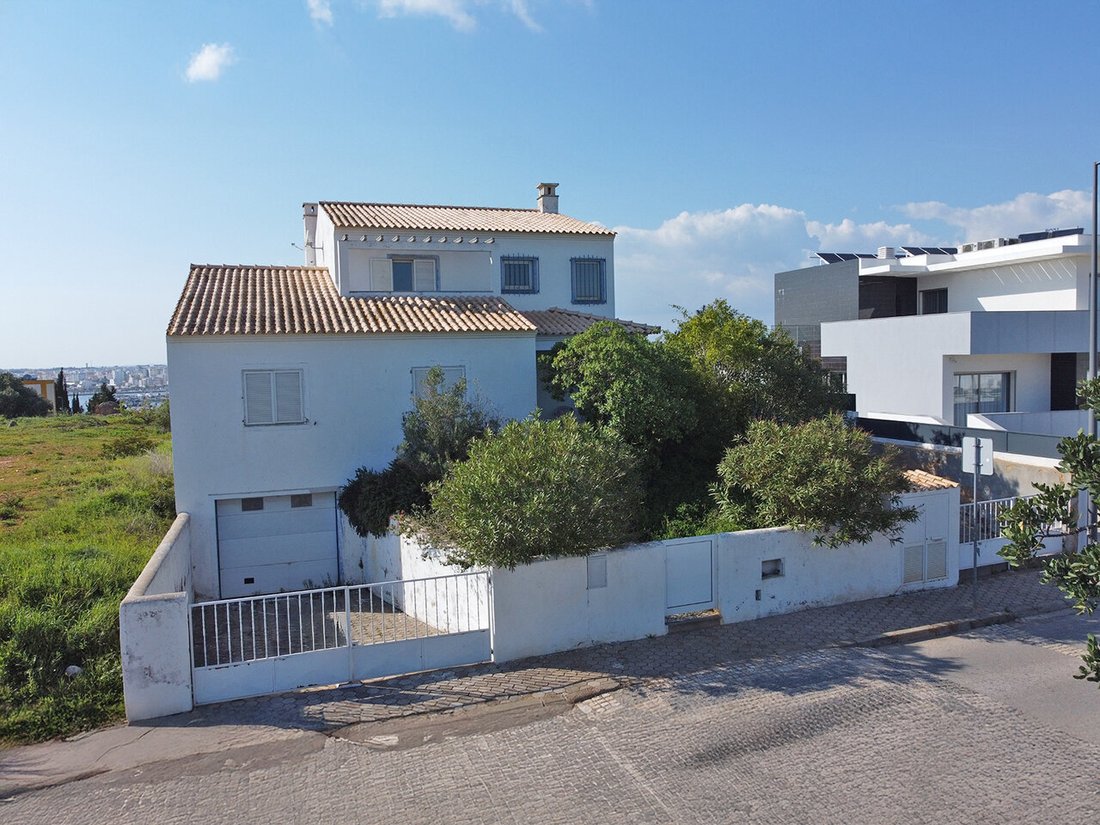 House in Estombar e Parchal, Algarve, Portugal 1 - 17491211