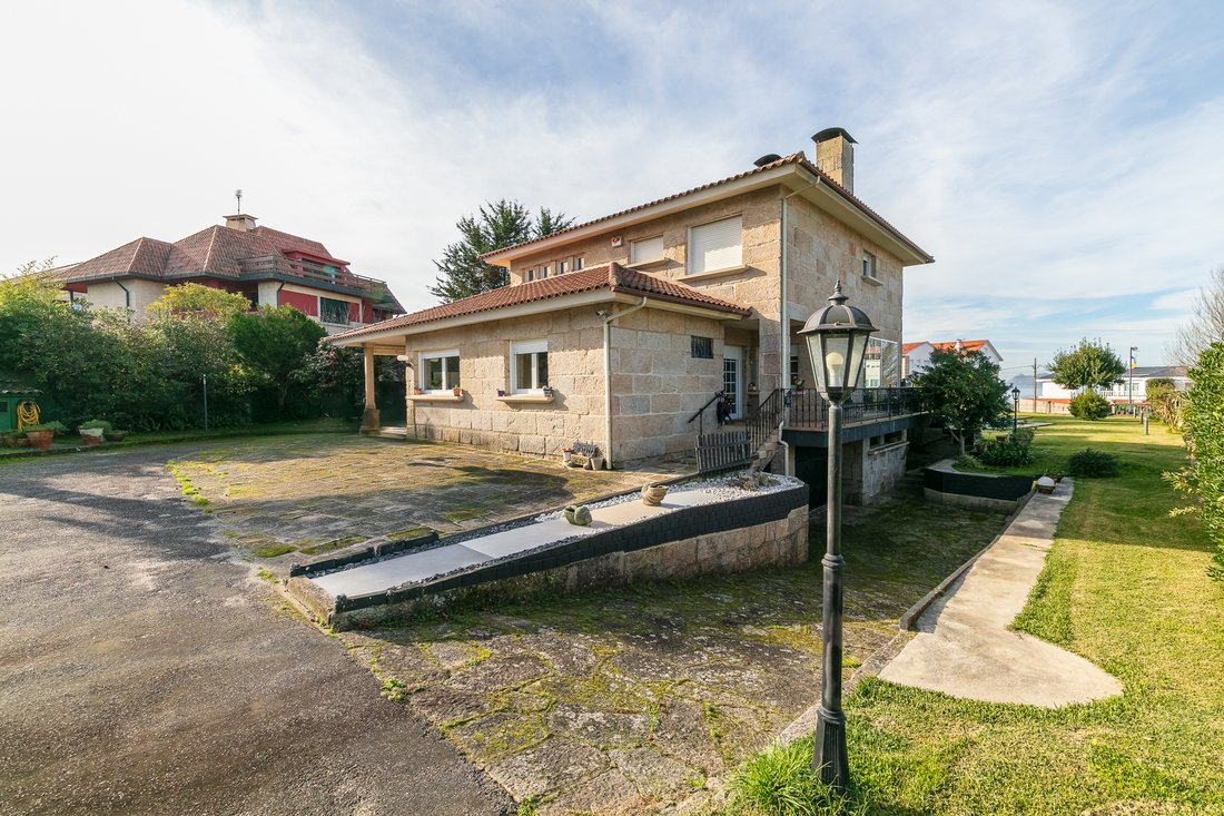 Villa in Oia, Vigo, Spain 2 - 17491464