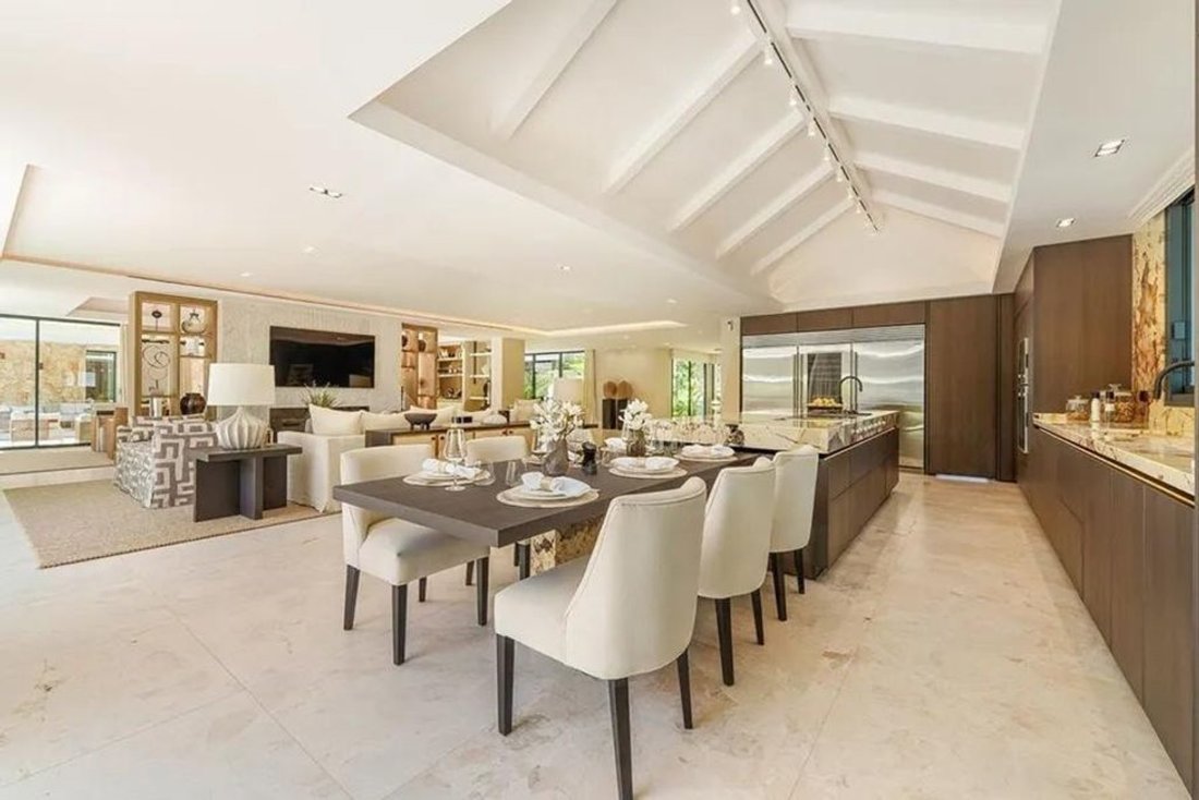Villa in Marbella, Andalusia, Spain 3 - 16038382