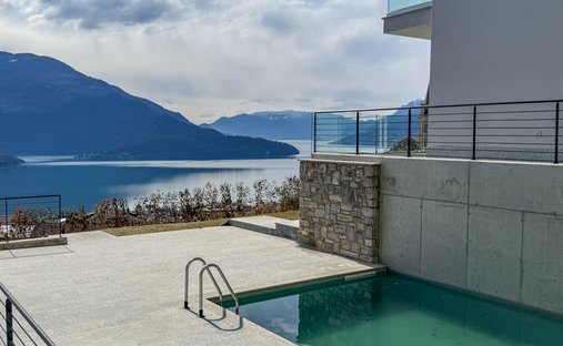 Apartment in Domaso, Lombardy, Italy 1
