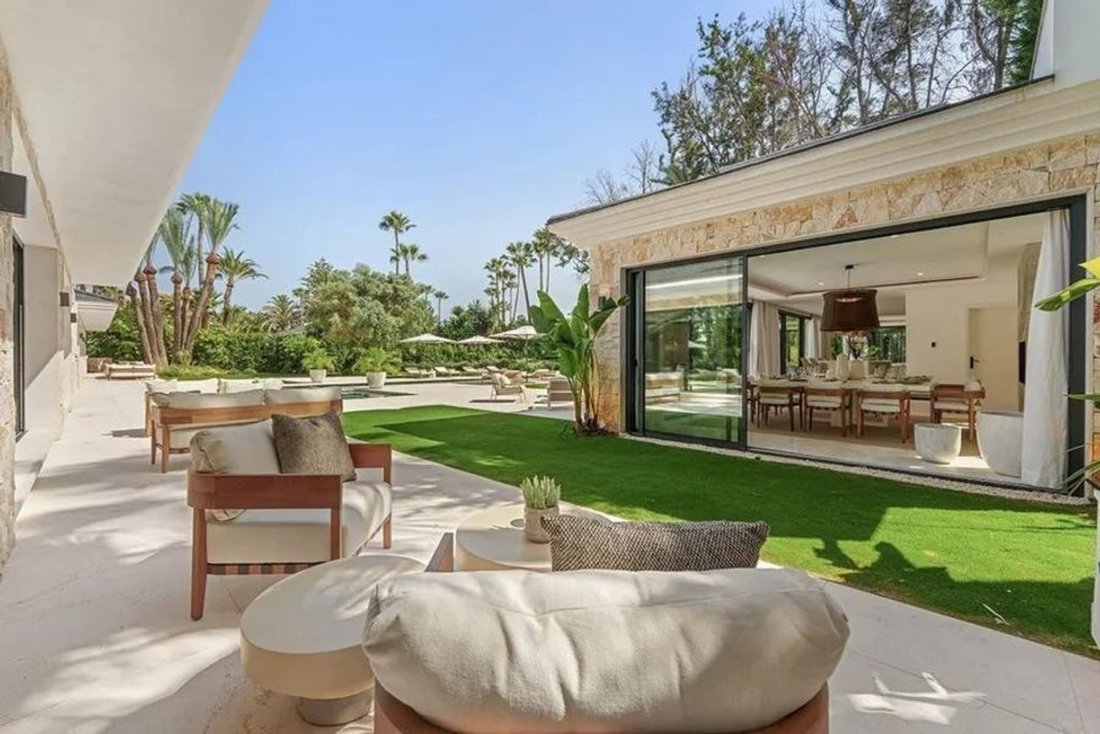 Villa in Marbella, Andalusia, Spain 2 - 16038382