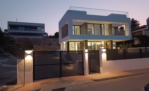 Villa a Estepona, Andalusia, Spagna 1