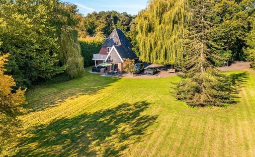 Townhouse in Almelo, Overijssel, Netherlands 1