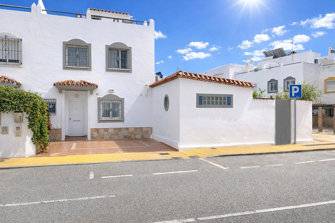 House in Estepona, Andalusia, Spain 3 - 17469679