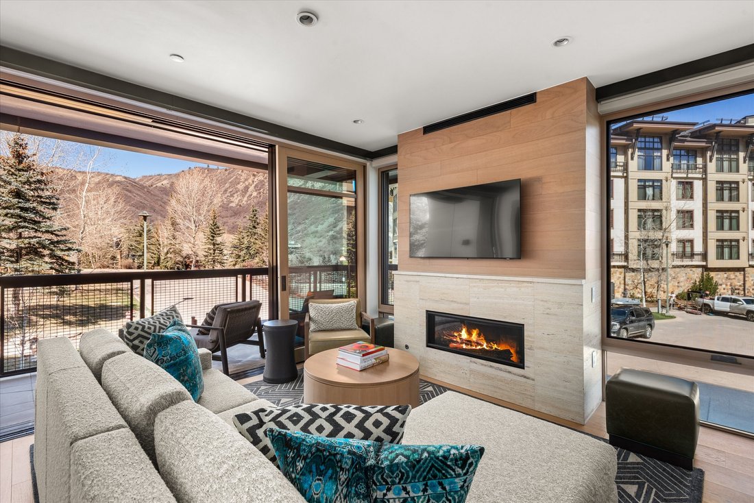 Condo in Snowmass Village, Colorado, United States 2 - 17491445