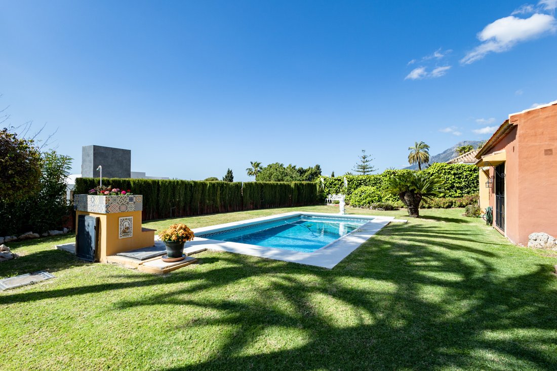 Villa in Rio Real, Marbella, Andalusia 3 - 17491290