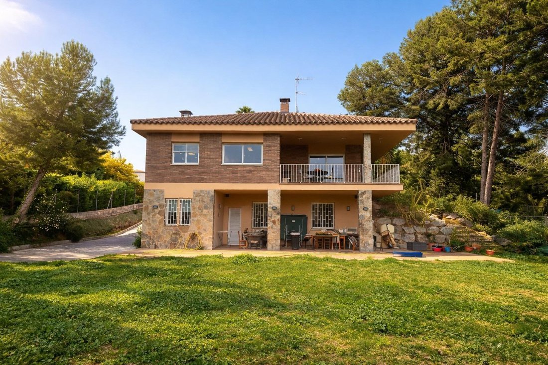 Villa in Sabadell, Catalonia, Spain 1 - 17491305