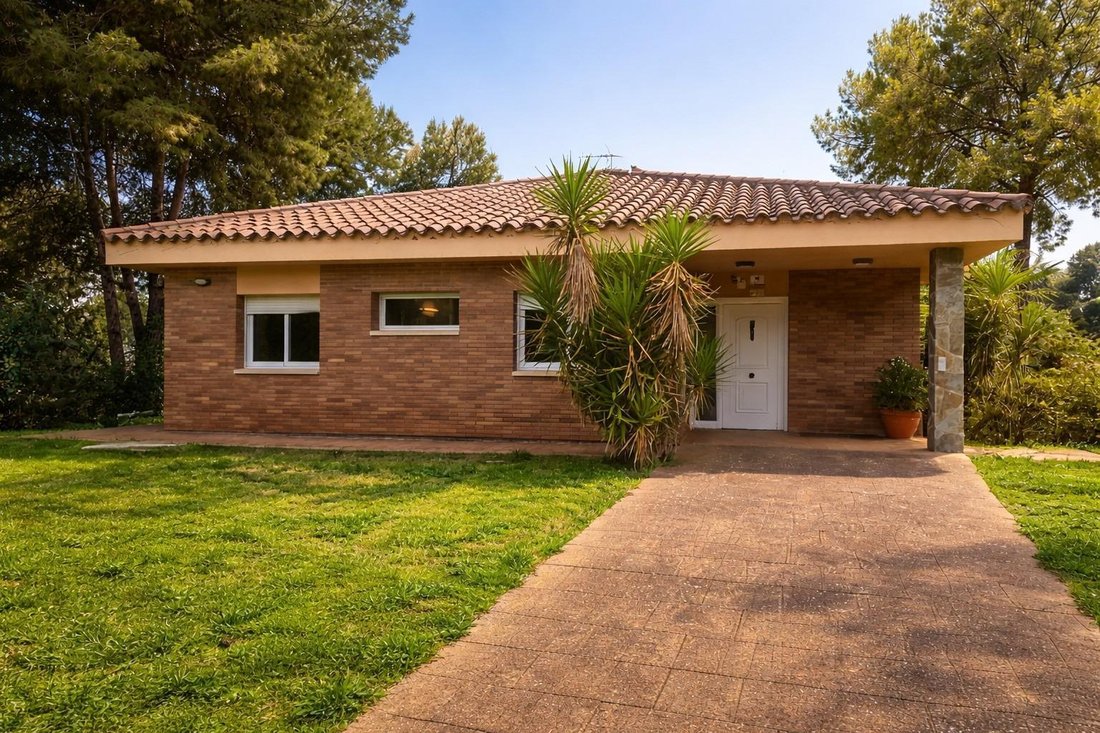 Villa in Sabadell, Catalonia, Spain 2 - 17491305