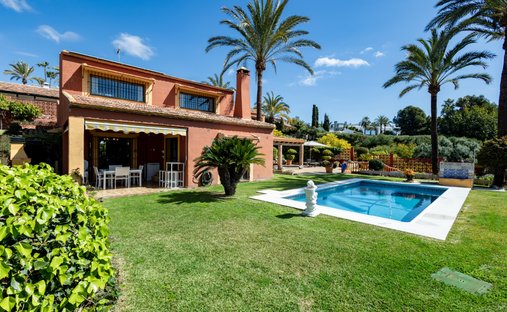 Villa in Rio Real, Marbella, Andalusia 1