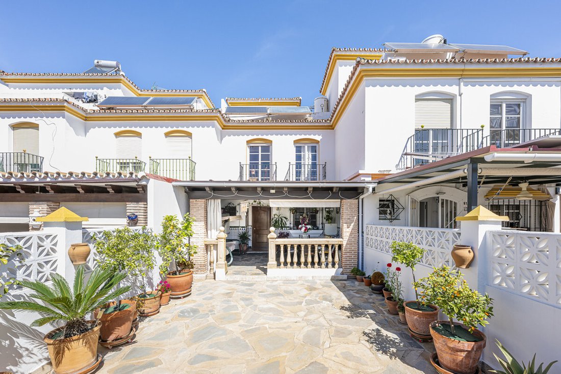 Townhouse in Estepona, Andalusia, Spain 2 - 17491226