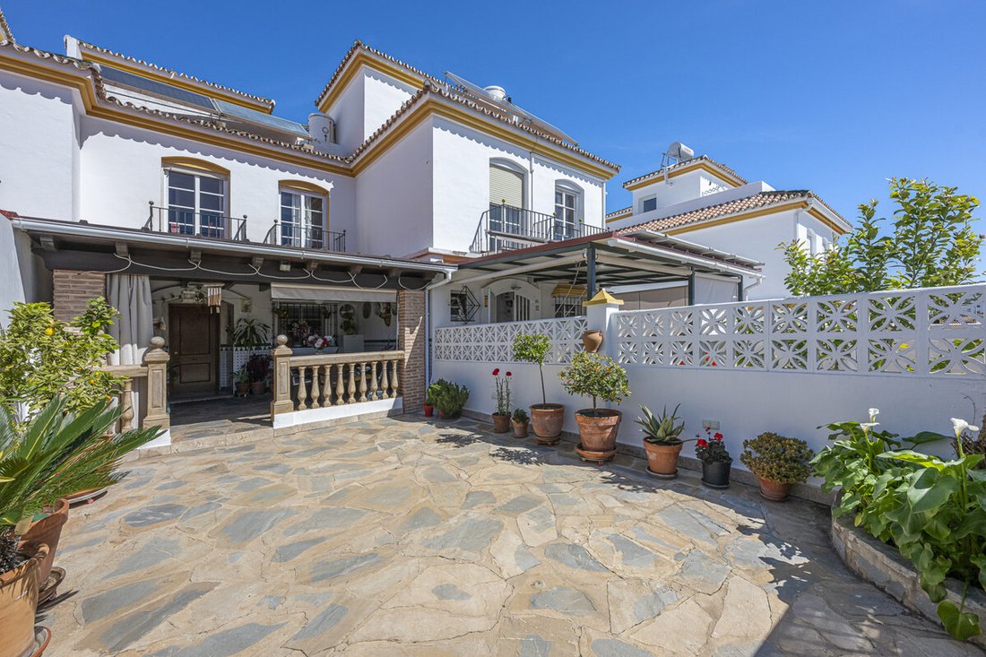 Townhouse in Estepona, Andalusia, Spain 3 - 17491226