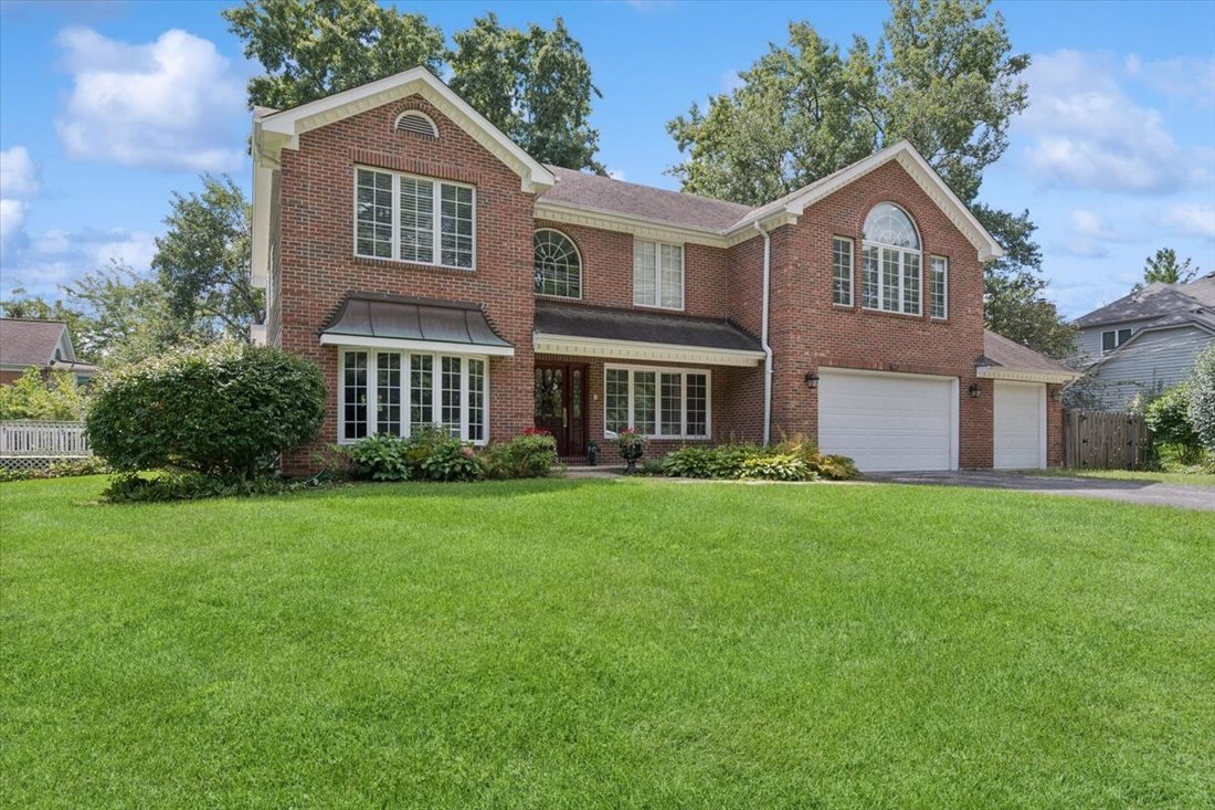 House in Downers Grove, Illinois, United States 1 - 17491500