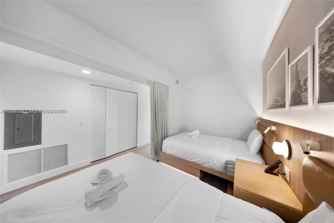 Condo in Miami, Florida, United States 4 - 17491534