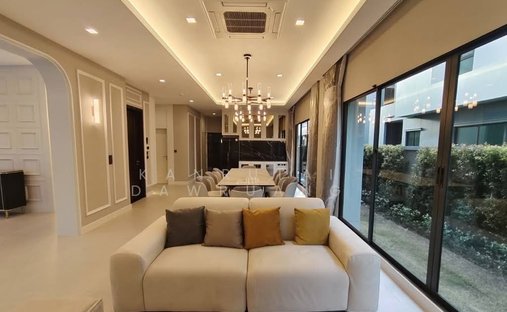 House in Thap Chang, Krung Thep Maha Nakhon, Thailand 1