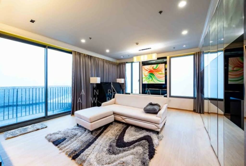 Condo in Thanon Phetchaburi, Krung Thep Maha Nakhon, Thailand 1 - 17492026