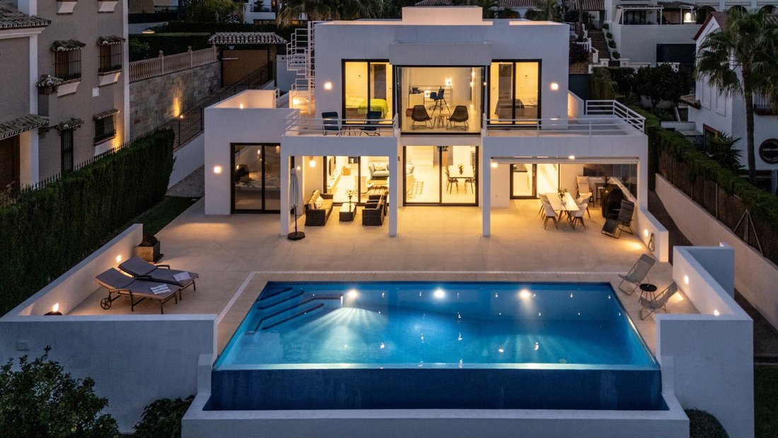 Villa en La Cala de Mijas, Mijas, España 1 - 17491661