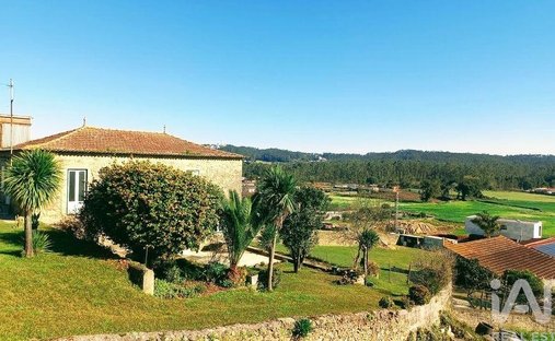 Townhouse in Aver-o-Mar, Amorim e Terroso, Porto District, Portugal 1