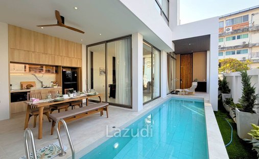 Villa in Pattaya City, Chon Buri, Thailand 1