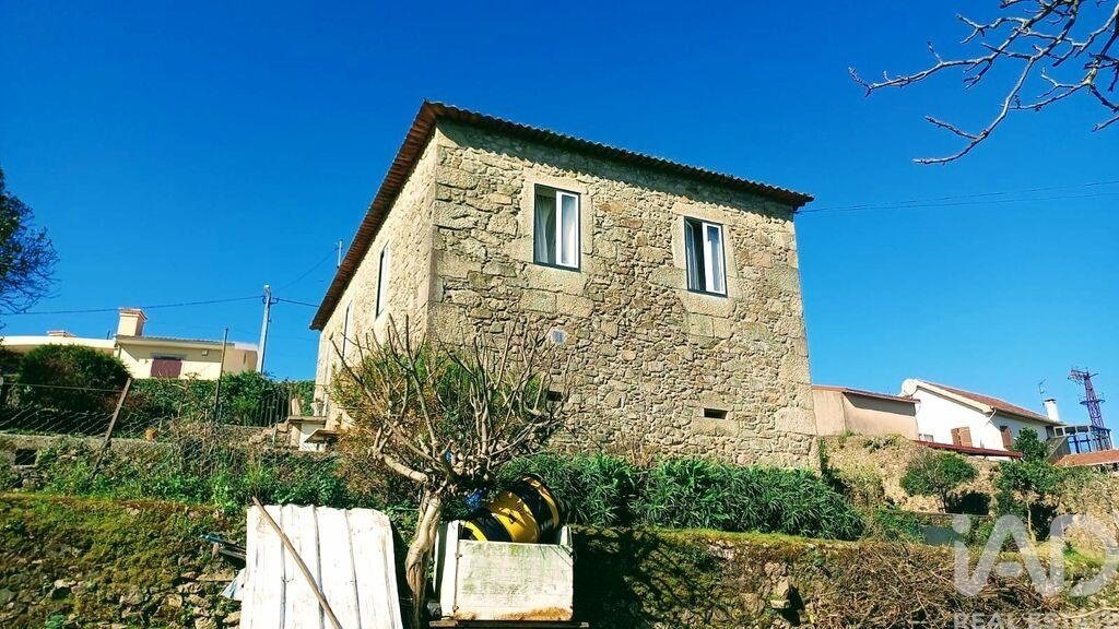 Townhouse in Aver-o-Mar, Amorim e Terroso, Porto District, Portugal 3 - 17491859
