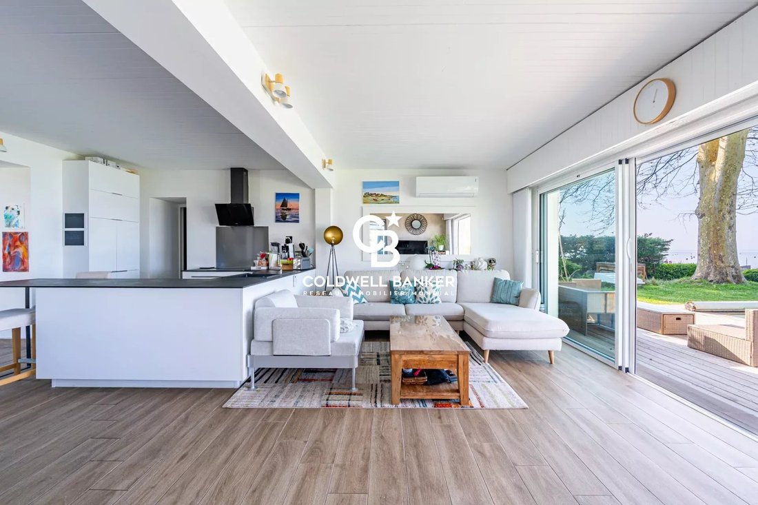 Villa in Ares, Nouvelle-Aquitaine, France 4 - 16220579