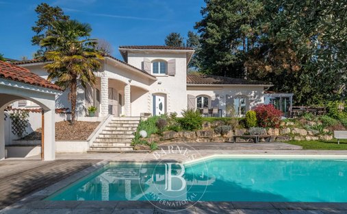 Casa a Limonest, Auvergne-Rodano-Alpi, Francia 1