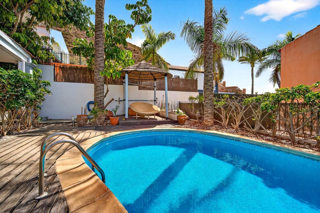Chalet in Los Cristianos, Canary Islands, Spain 4 - 17492053