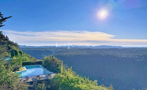 Casa en Saint-Cézaire-sur-Siagne, Provenza-Alpes-Costa Azul, Francia 1