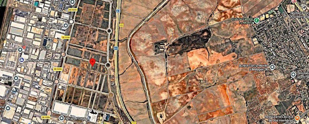 Land in Dos Hermanas, Andalusia, Spain 2 - 17492040