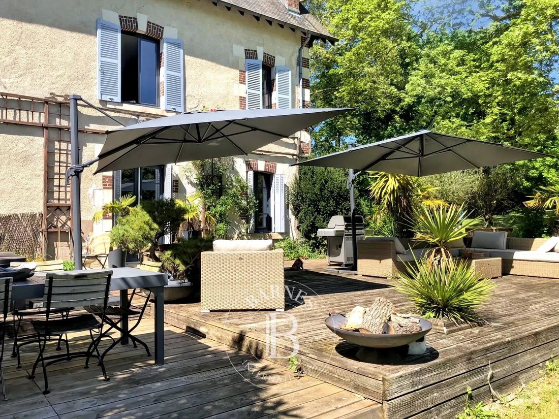 Estate in Bourges, Centre-Val de Loire, France 5 - 15563067