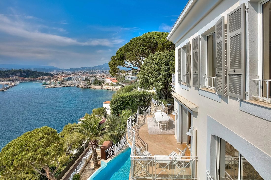 Villa in Mont Boron, Nice, Provence-Alpes-Côte d'Azur 4 - 17491841