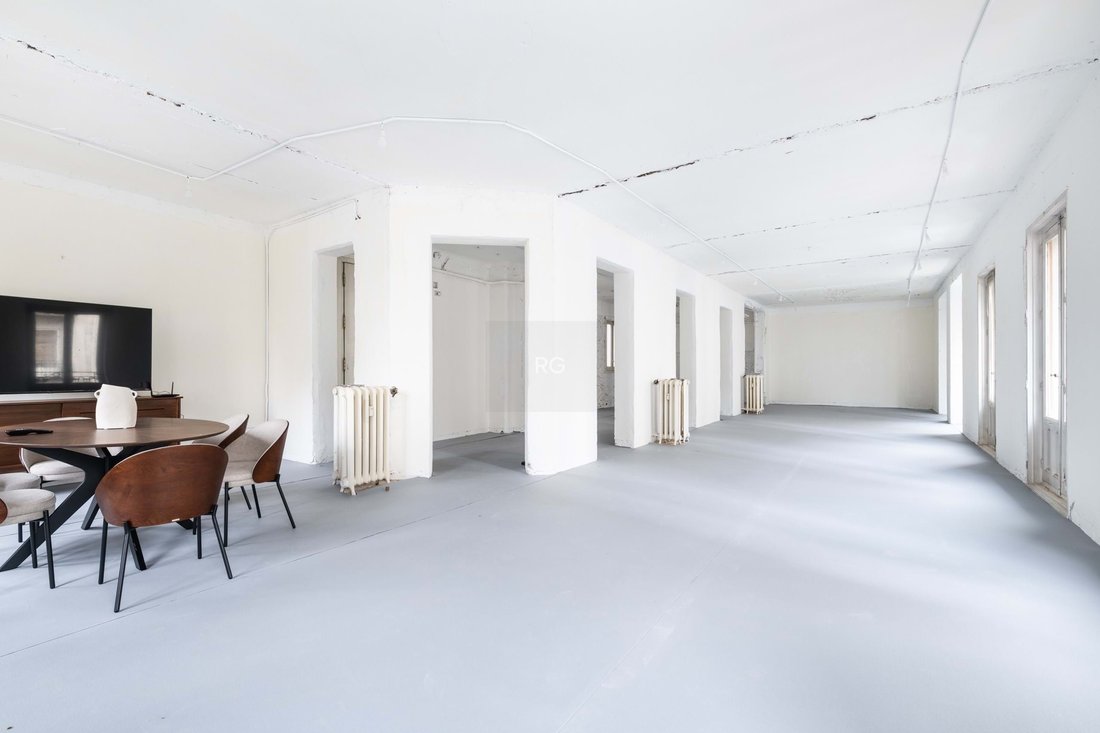 Apartment in Chamberi, Madrid, Spain 1 - 17492106