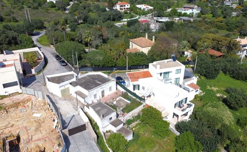 Villa in Loule (Sao Clemente), Algarve, Portugal 1