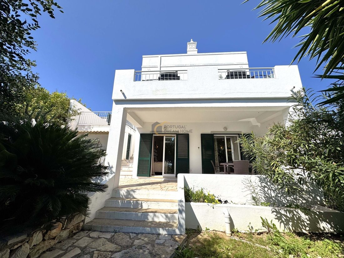 Villa in Loule (Sao Clemente), Algarve, Portugal 1 - 17492098