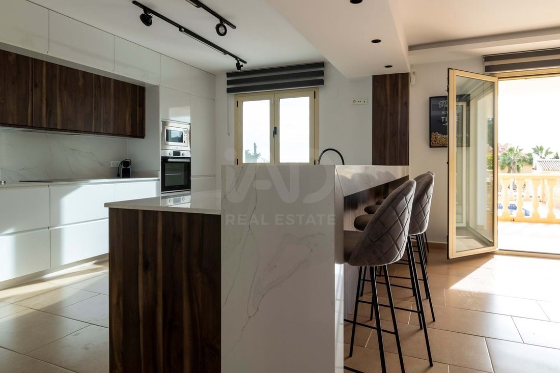 Chalet in Calp / Calpe, Valencian Community, Spain 5 - 17492122