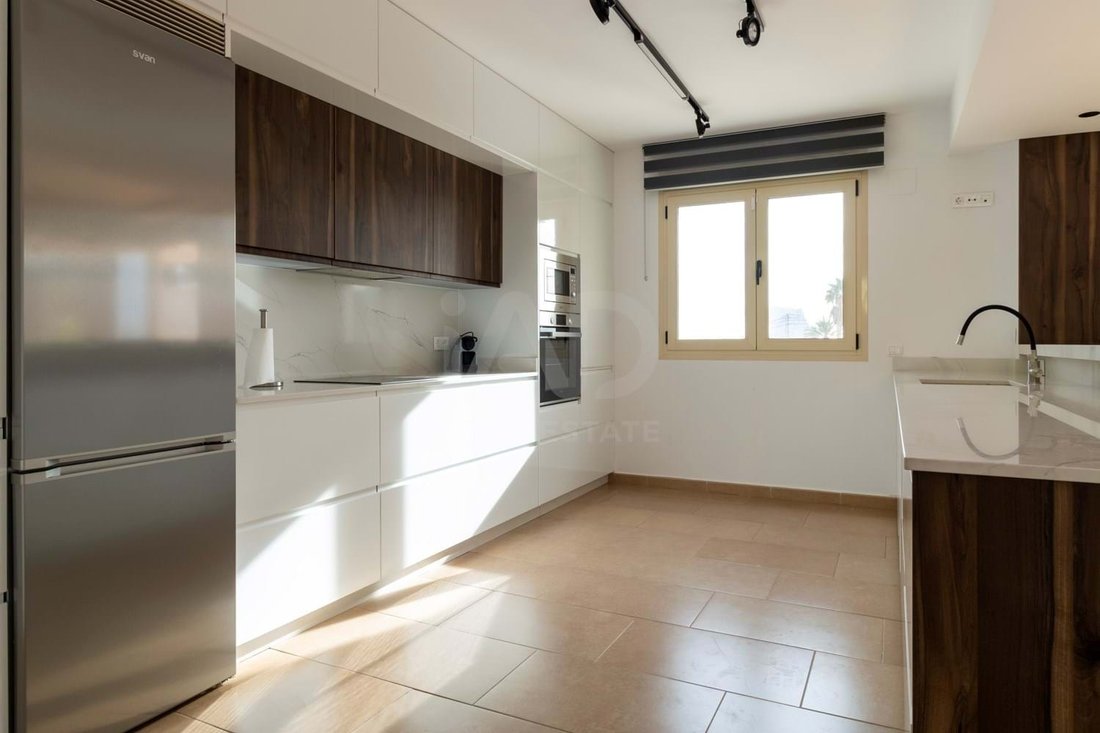 Chalet in Calp / Calpe, Valencian Community, Spain 2 - 17492122