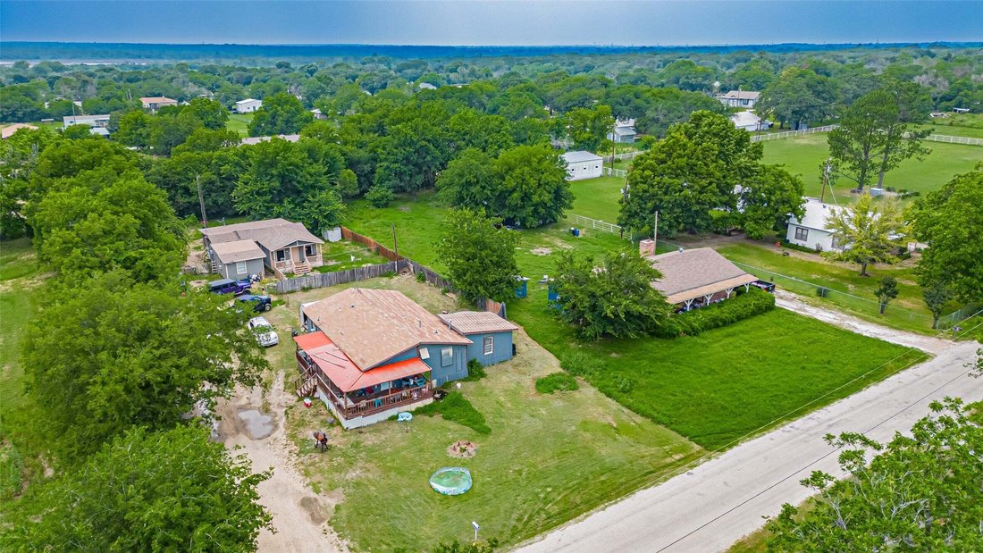 House in Newark, Texas, United States 1 - 15236822