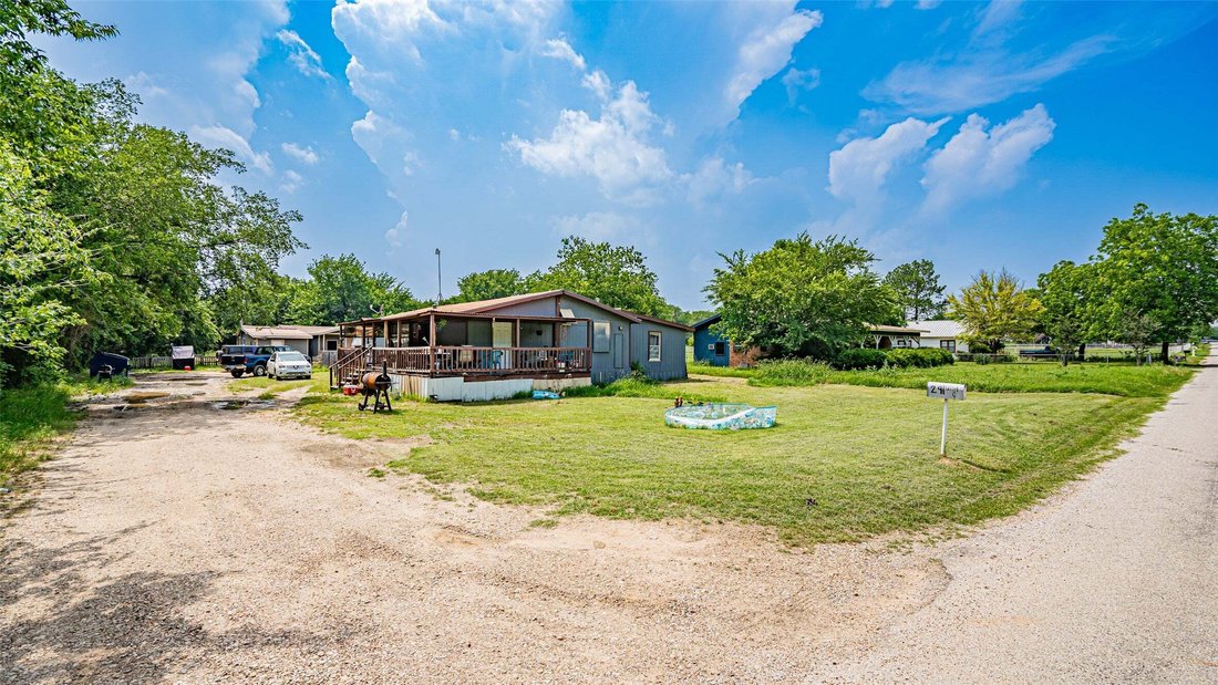 House in Newark, Texas, United States 5 - 15236822