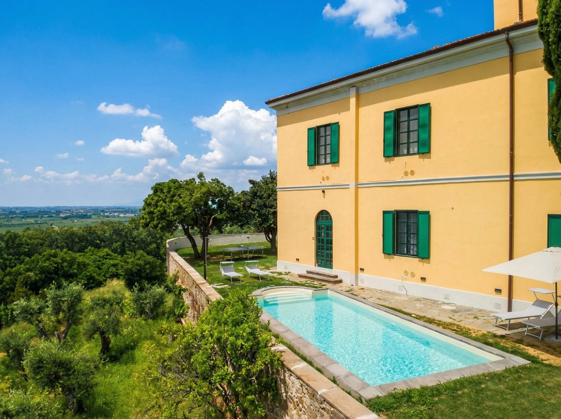 Villa in Massarosa, Tuscany, Italy 2 - 17492167
