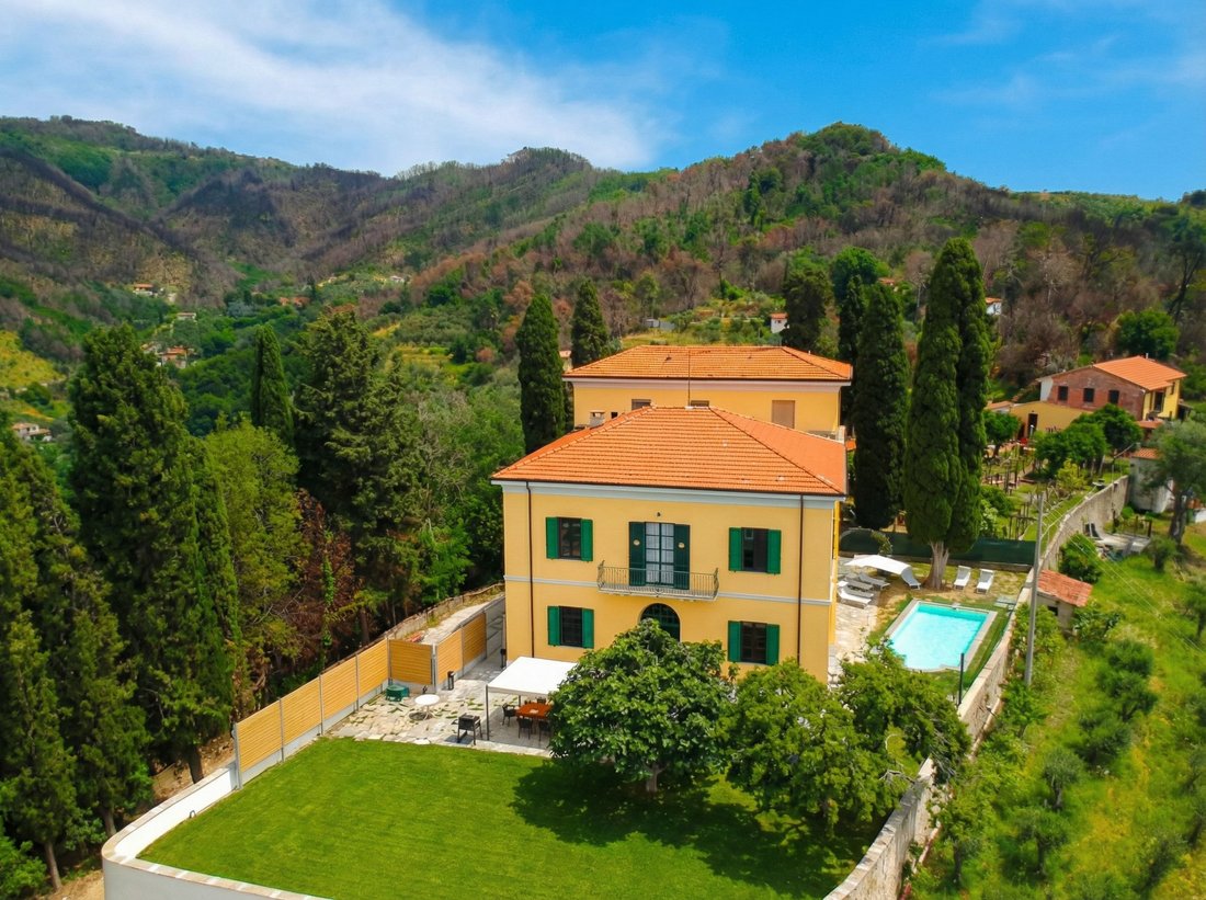 Villa in Massarosa, Tuscany, Italy 1 - 17492167