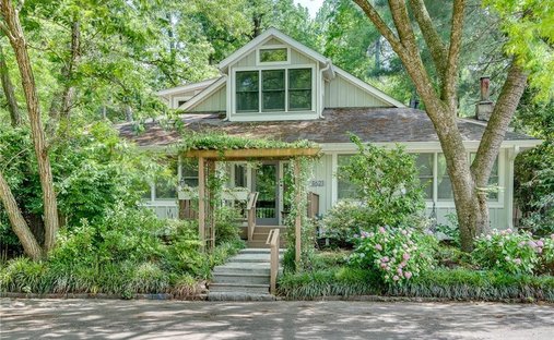 House in Pine Lake, Georgia, United States 1