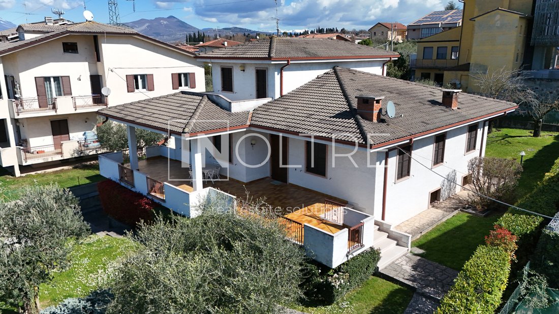 Villa in Pastrengo, Veneto, Italy 3 - 17492364